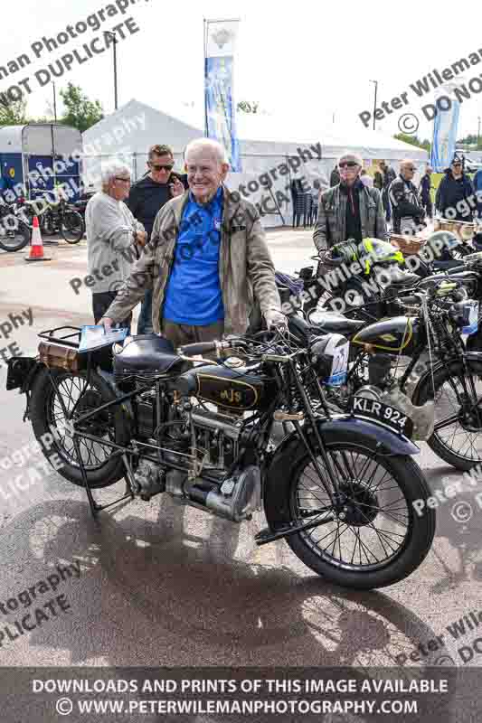 Vintage motorcycle club;eventdigitalimages;no limits trackdays;peter wileman photography;vintage motocycles;vmcc banbury run photographs